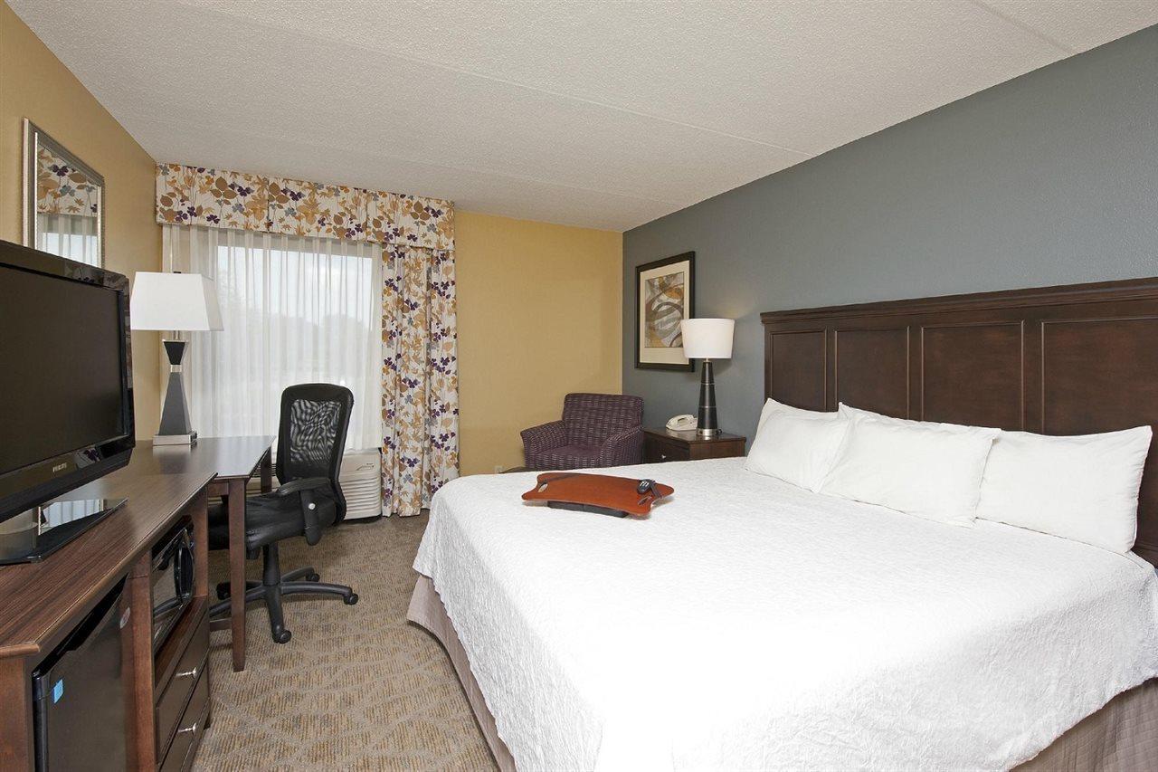 Hampton Inn Janesville Extérieur photo