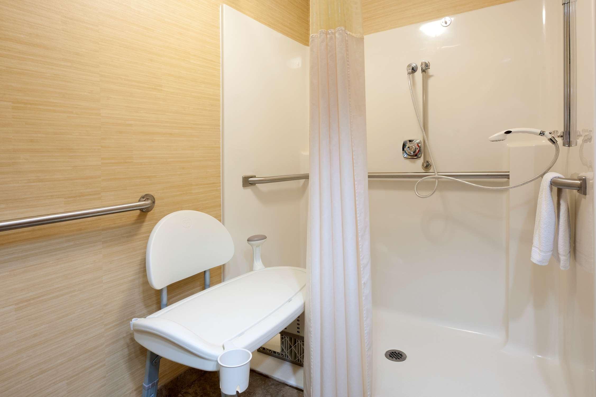 Hampton Inn Janesville Extérieur photo