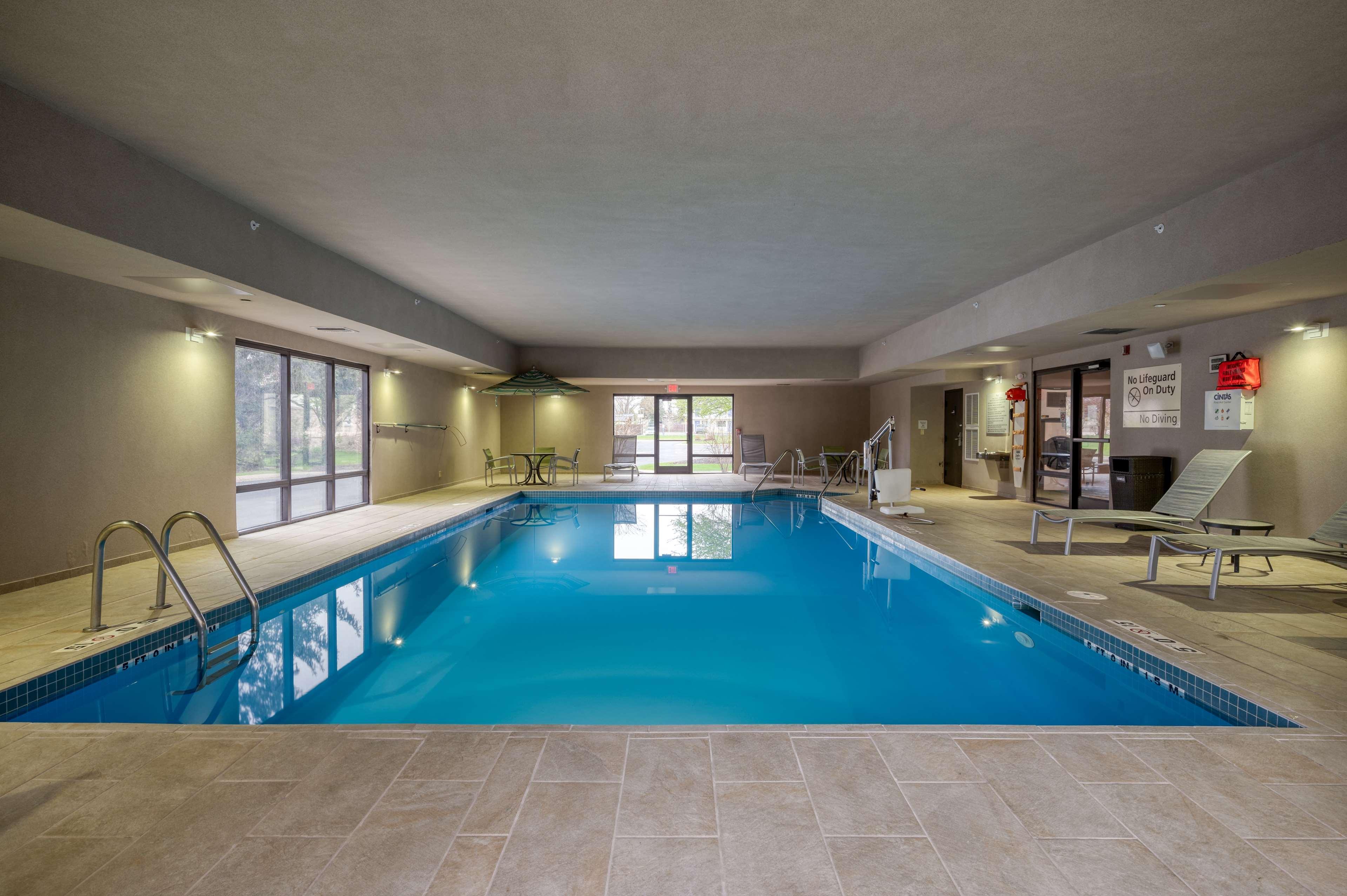 Hampton Inn Janesville Extérieur photo