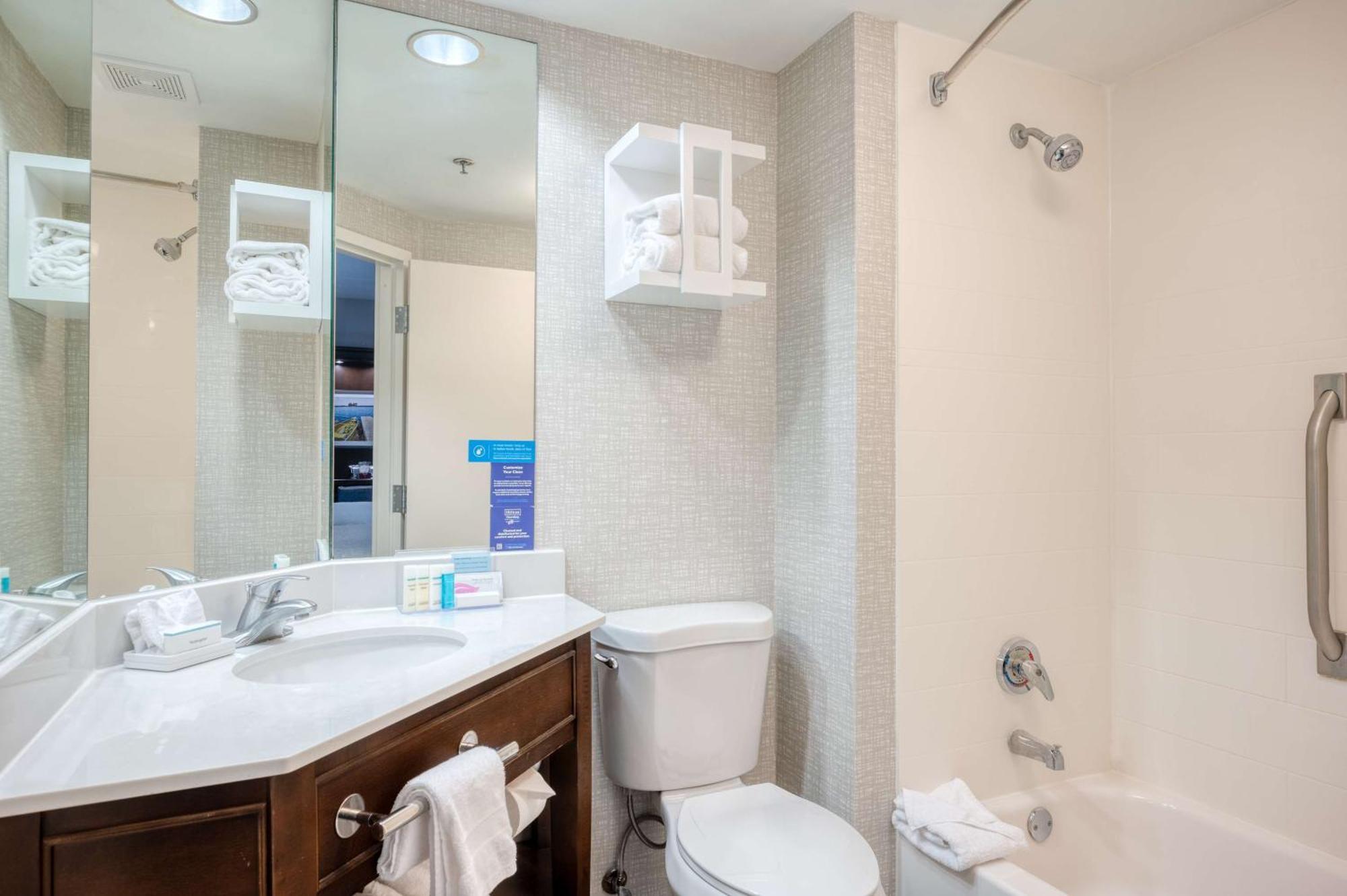 Hampton Inn Janesville Extérieur photo
