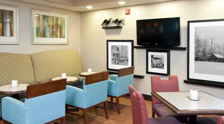 Hampton Inn Janesville Extérieur photo